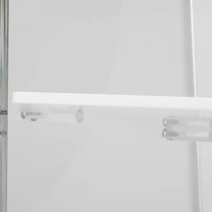 3 skråtstillet hylder til akryl montre 