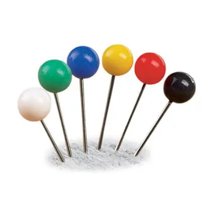 Nåle i blandede farver Ø 0,6 mm til stof og korktavler