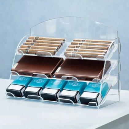 Akryl hyldedisplay med 3 vare hylder