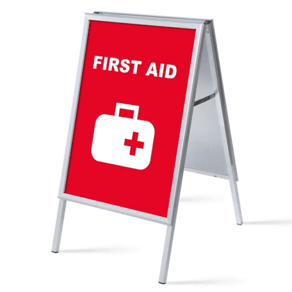 Alu-Line Gadeskilt A1 inkl. plakater FIRST AID