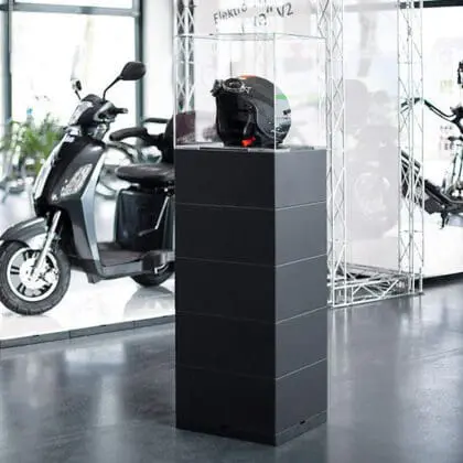 BygLet udstillings vitrine 140 cm - sort