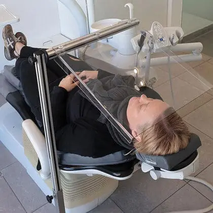 Patient afskærmnings rude gulv med hjul 45 x 48 cm