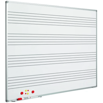 Whiteboard 150x120 cm med nodelinjer og diskret alu-kant