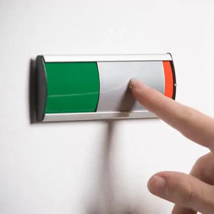 Info Wave Optaget / Ledigt Skilt 4 x 12 cm