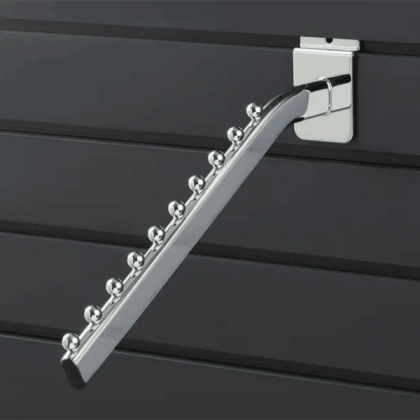 Skrå bøjleholder til ophæng på rillepanel