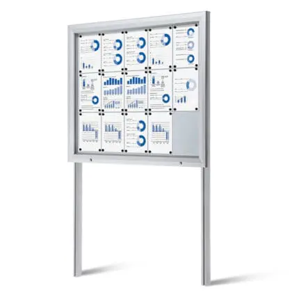 Opslagsskab ude på nedstøbte stolper - magnettavle 15xA4