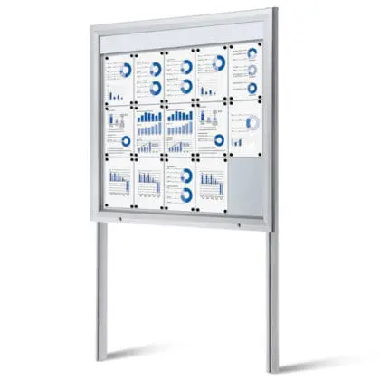 LED opslagsskab ude på nedstøbte stolper - magnettavle 15xA4