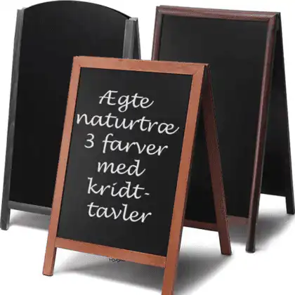 A-skilt-i-træ