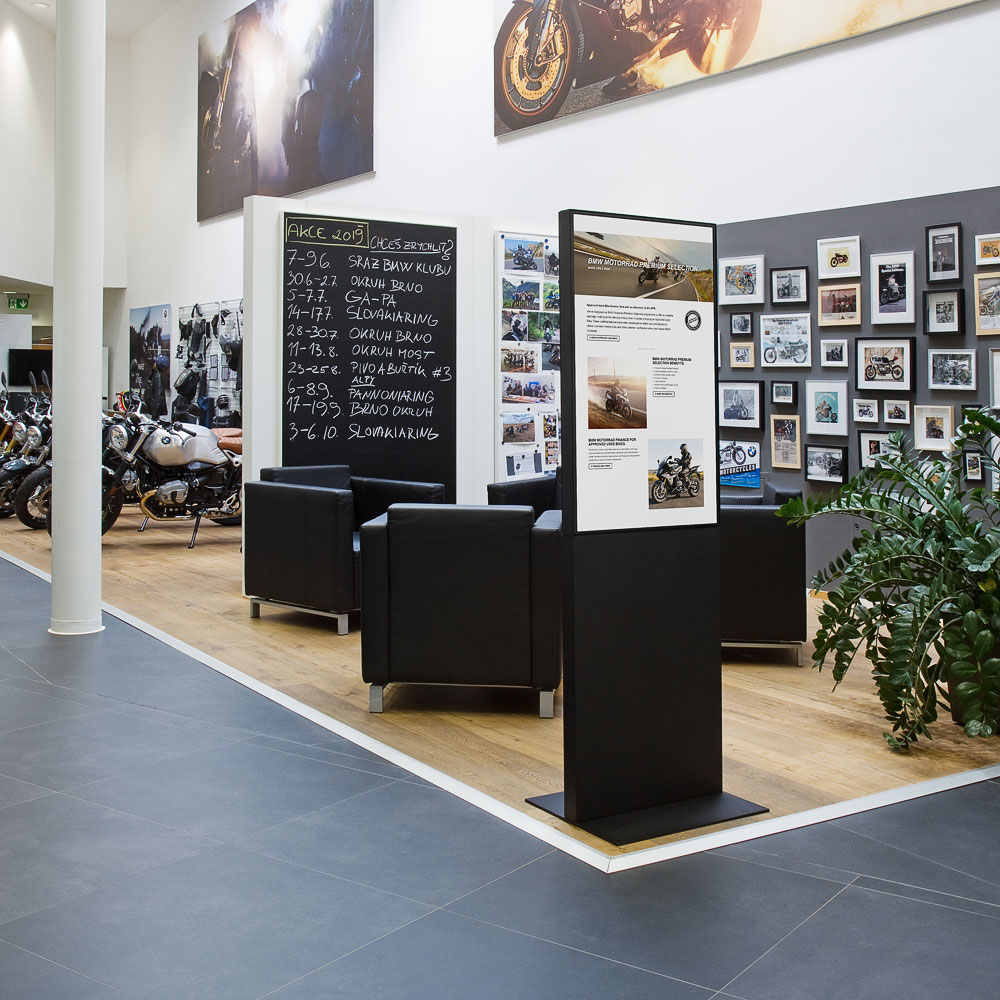 Smart Line Digital Totem HVID med 55" Samsung Touch Skærm - Billede 4