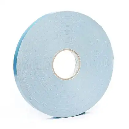 Skumtape på rulle 50 m x 19 mm