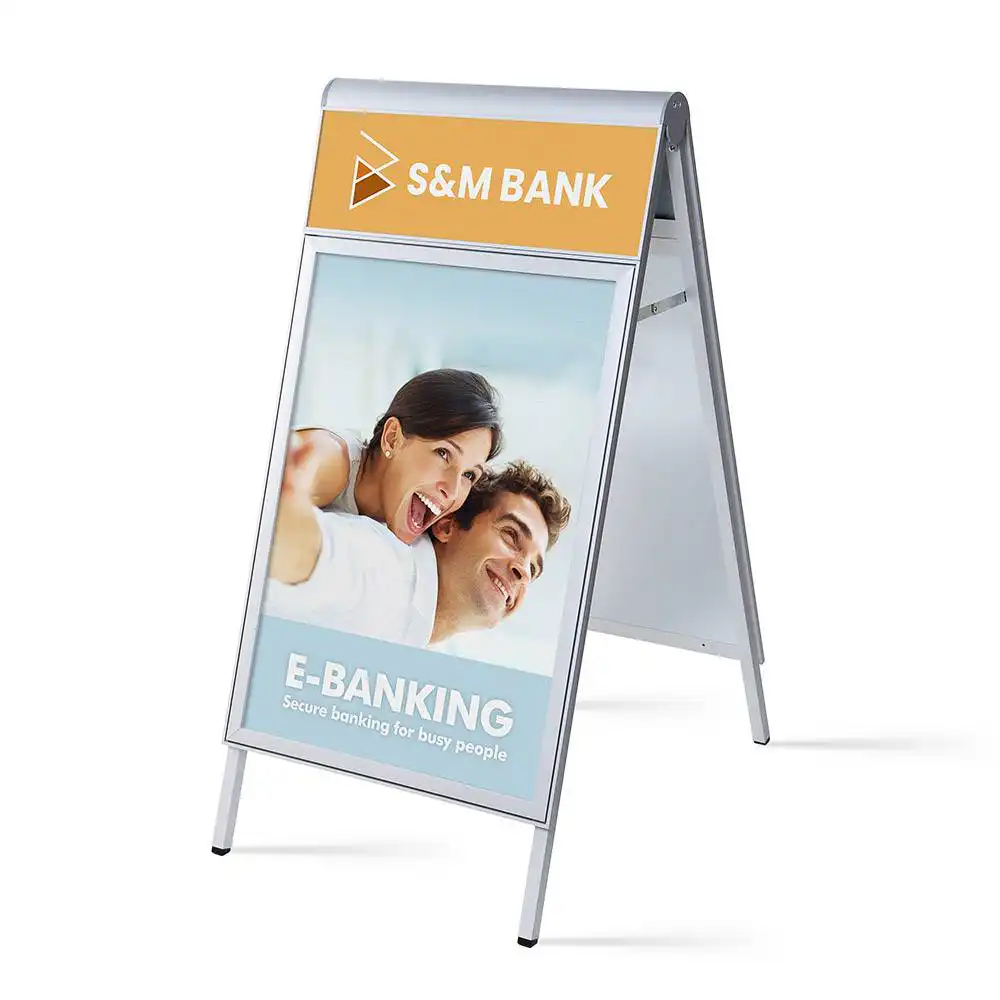 Compasso Design Gadeskilt A1 incl. topskilt-02