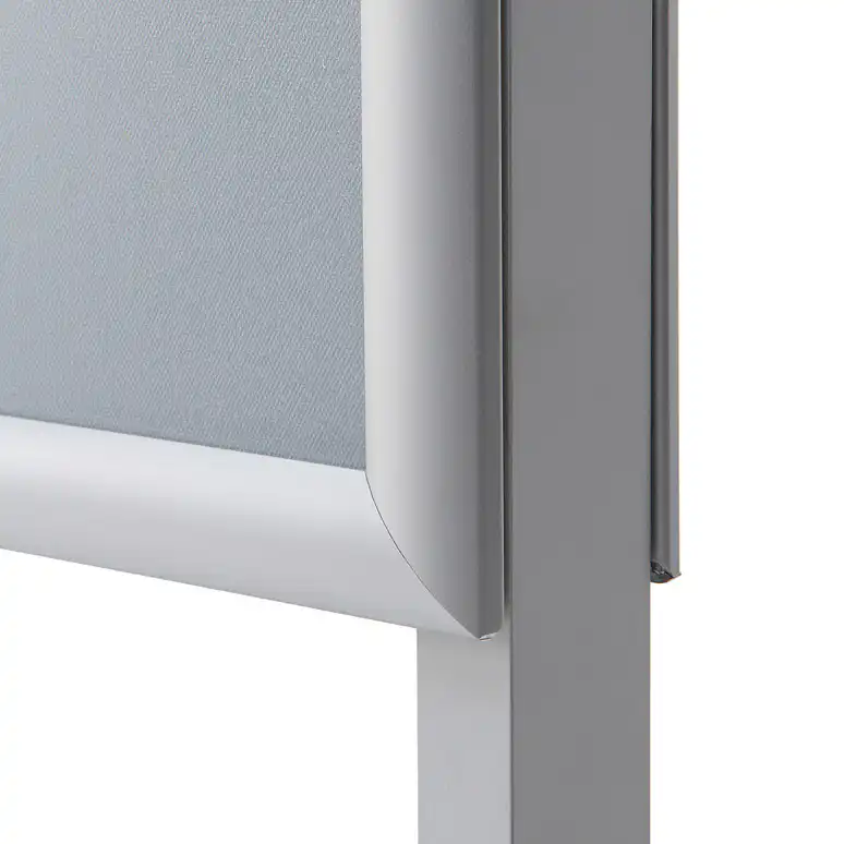 Poster Frame Stand med 2 snaprammer A1 detalje-02